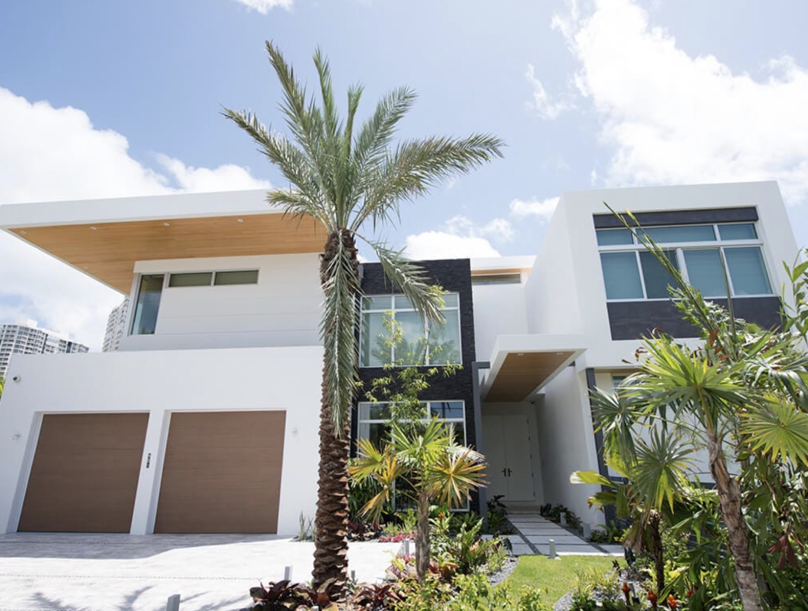 Hallandale Residence 1